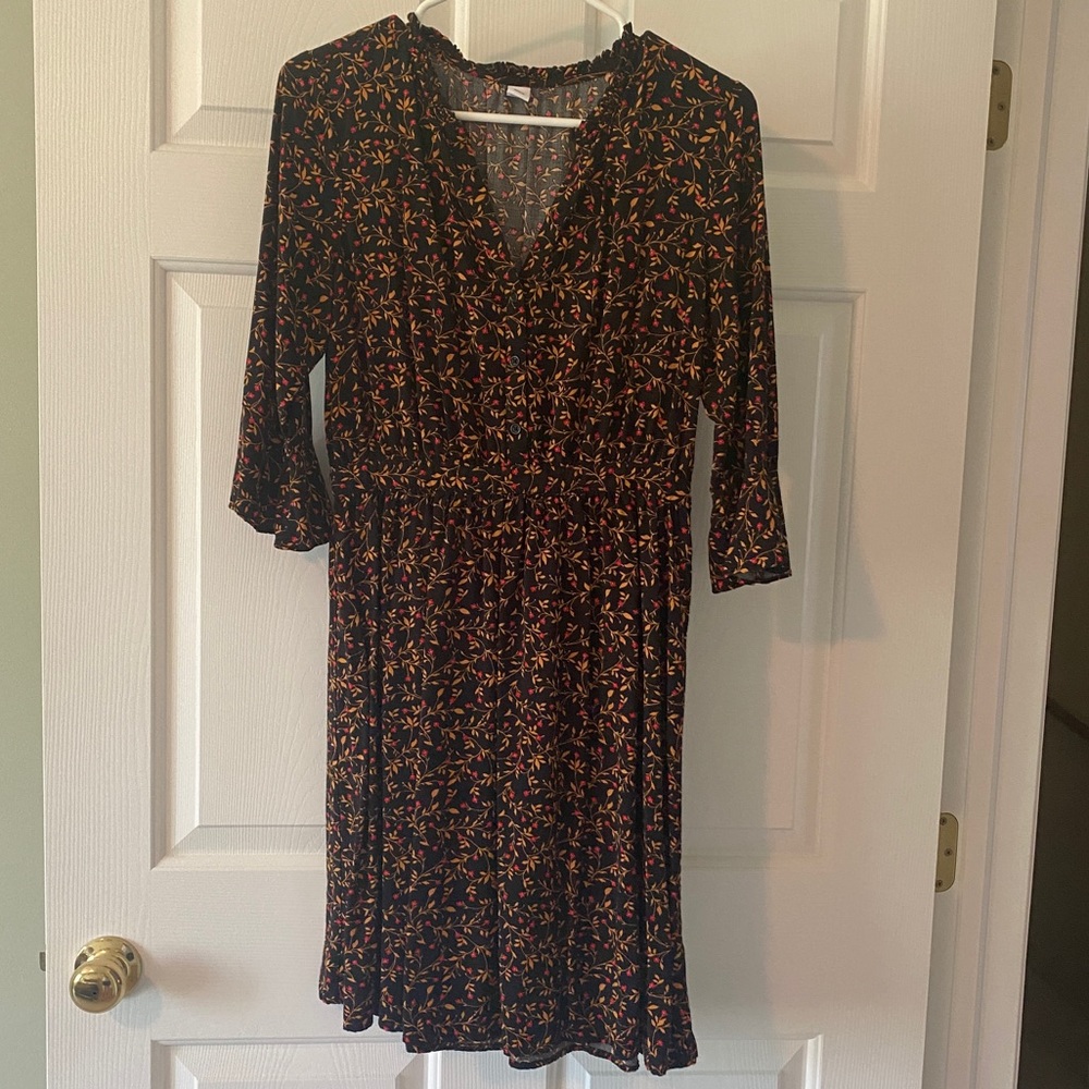 Old Navy Knee-Length Floral Dress